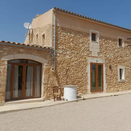 Holiday home Galeri Ballerics