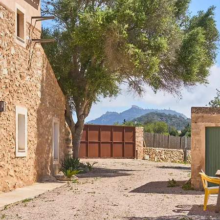 Holiday home Galeri Ballerics