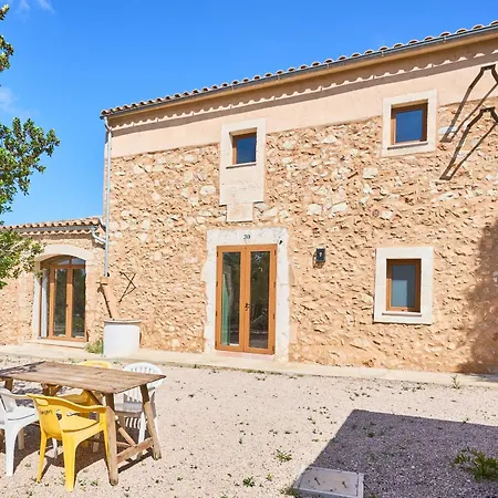 Holiday home Galeri Ballerics
